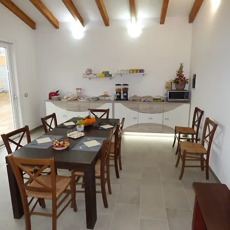 Bed & Breakfast Fiori Di Pesco Fertilia