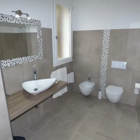 Fiori Di Pesco 3* Fertilia