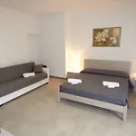 Fiori Di Pesco Bed & Breakfast Fertilia