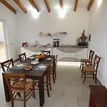 Bed & Breakfast Fiori Di Pesco Fertilia