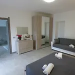 Fiori Di Pesco Bed & Breakfast Fertilia