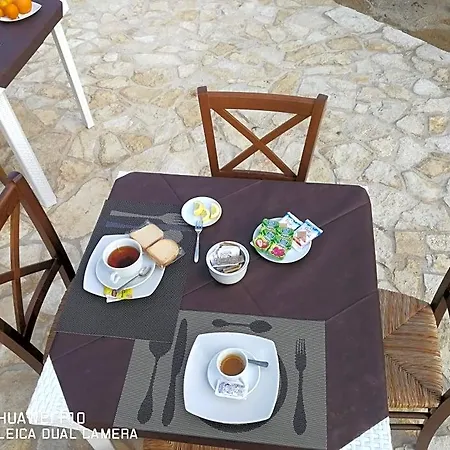 Fiori Di Pesco Bed and Breakfast