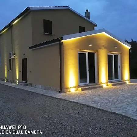 Fiori Di Pesco Bed & Breakfast 3*