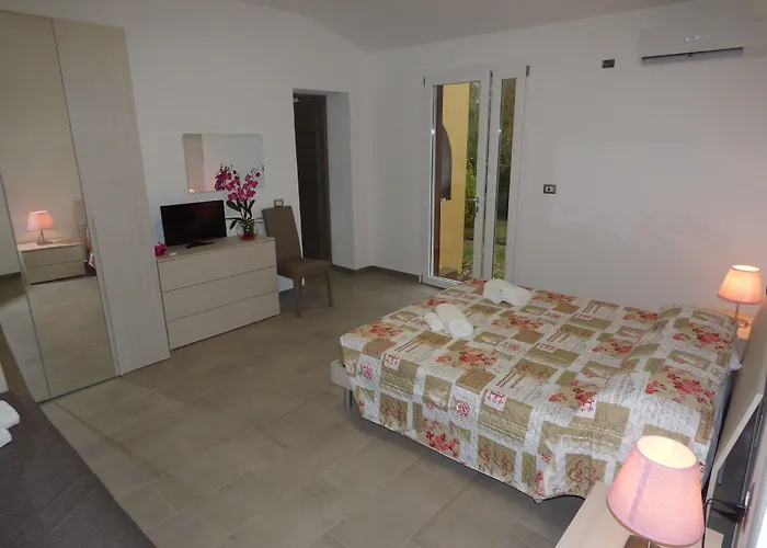 Couette-café Fiori Di Pesco Fertilia